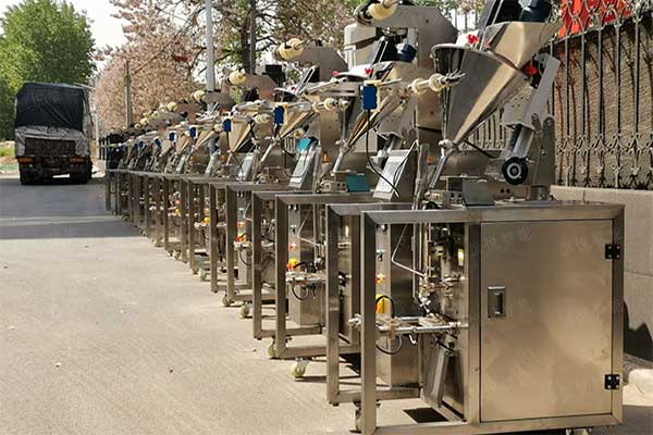 小型粉劑全自動包裝機廣泛適用于食品粉劑、中藥沖劑的小袋包裝
