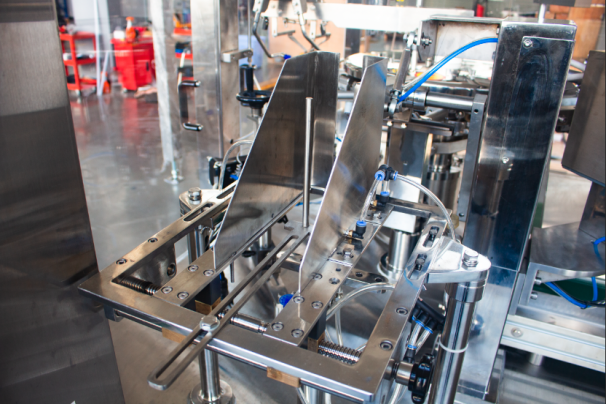 全自動給袋包裝機功能特性